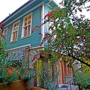 Dreamers V&v Cihangir Istambul